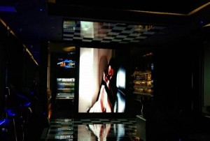 上海给小费多的ktv招聘商务接待,安排住宿吗