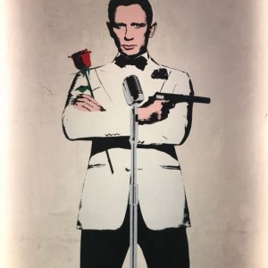 上海徐汇区附近夜场招聘包厢陪唱,(好上班的不挑人)