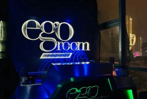 上海黄浦区南京东路街道附近夜场招聘酒水促销员,(不用订房任务)