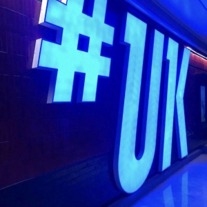 上海宝山区庙行镇附近ktv招聘商务接待,生意好好上班的