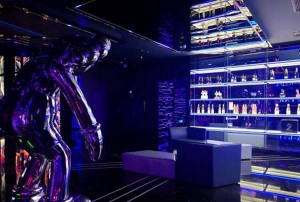 上海中低档夜总会招聘商务迎宾,做夜场做高端还是中端好