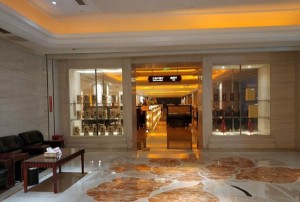 人人网招聘文案（社交巨擘人人网诚聘英才：共创精彩网络世界）