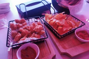 上海静安区石门二路街道附近酒吧招聘包厢气氛租,招聘微信多少