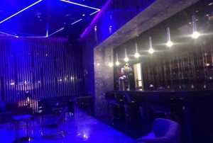 上海虹口区凉城新村街道附近夜场招聘包厢管家,可以兼全职