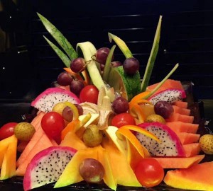 上海上班轻松的夜总会招聘商务迎宾,是否需要具备一定的表演能力？