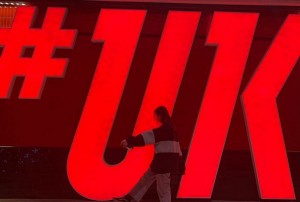 上海小费高的ktv招聘酒水促销员,中午管饭吗？