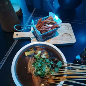 上海金山区亭林镇附近ktv招聘现场DJ,入职需要什么条件