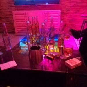 上海奉贤区海湾旅游区附近ktv招聘酒水促销员,招聘电话多少