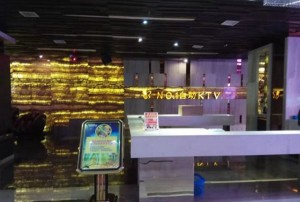 上海生意好的酒吧ktv招聘酒水促销员,是否需要具备一定的表演能力？