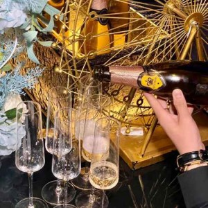 上海嘉定区马陆镇附近夜总会招聘商务礼仪,有哪些工作岗位