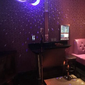 上海宝山区罗泾镇附近夜场招聘包厢管家,招聘微信多少