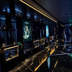 烧烤屋招聘文案（炭火盛宴招募伙伴：烧烤店人才招募启事）