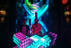 上海浦东新区周浦镇附近夜总会招聘酒水促销员,(不压工资待遇好的)