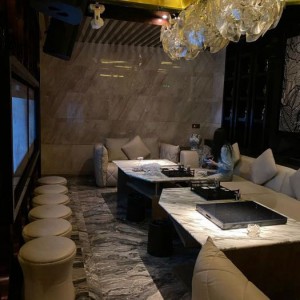 上海顶级夜总会招聘酒水销售员,跟领队还是直招