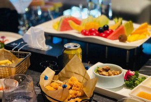 上海普陀区万里街道附近夜场招聘酒水促销员,加班双倍工资吗？