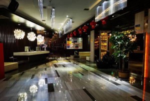 上海宝山区友谊路街道附近夜场招聘商务礼仪,用什么招聘平台好