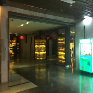 上海奉贤区附近ktv招聘包厢服务员,可以兼职吗？