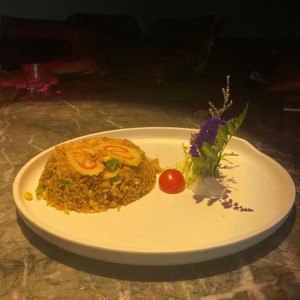 上海中高档夜总会招聘酒水促销员,夜场如何吸引客人选你？