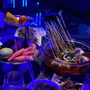 上海宝山区大场镇附近ktv招聘商务接待,入职需要什么条件