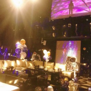 上海奉贤区奉城镇附近夜总会招聘现场DJ,工资是怎么发放的