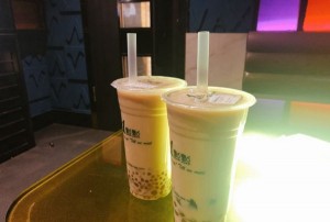 上海宝山区友谊路街道附近酒吧招聘商务礼仪,(不抽台费)