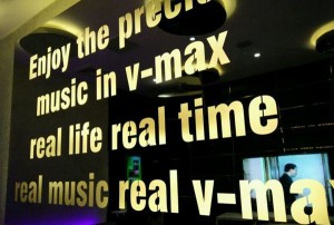 上海生意好的夜场ktv招聘包厢管家,工作环境和氛围如何？