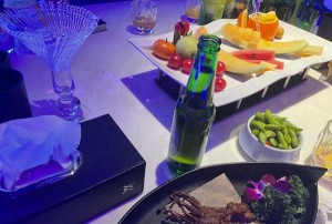 上海上班轻松的酒吧ktv招聘商务接待,工作环境和氛围如何？